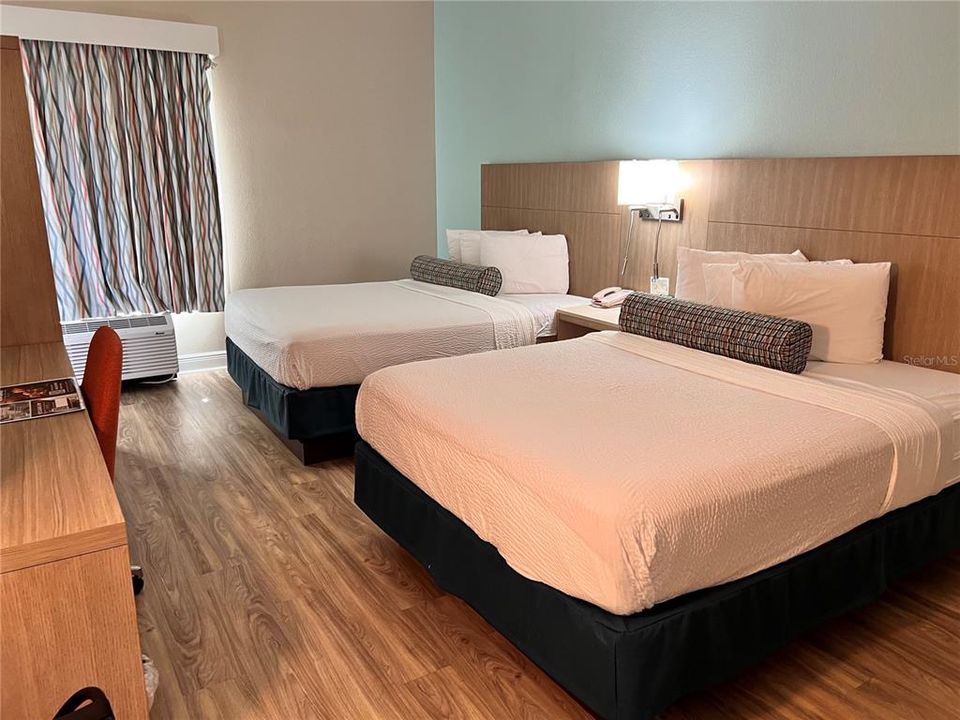 For Sale: $49,500 (1 beds, 1 baths, 342 Square Feet)