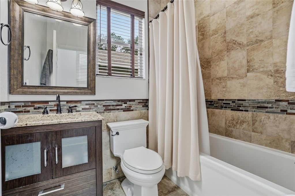 待售: $749,999 (4 贝兹, 3 浴室, 2211 平方英尺)