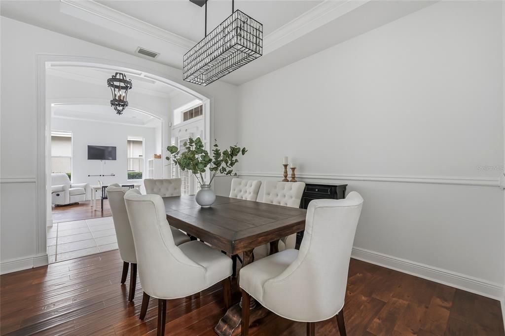 待售: $749,999 (4 贝兹, 3 浴室, 2211 平方英尺)