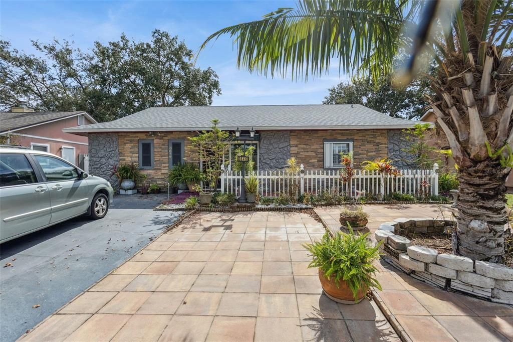 待售: $320,000 (3 贝兹, 2 浴室, 1138 平方英尺)