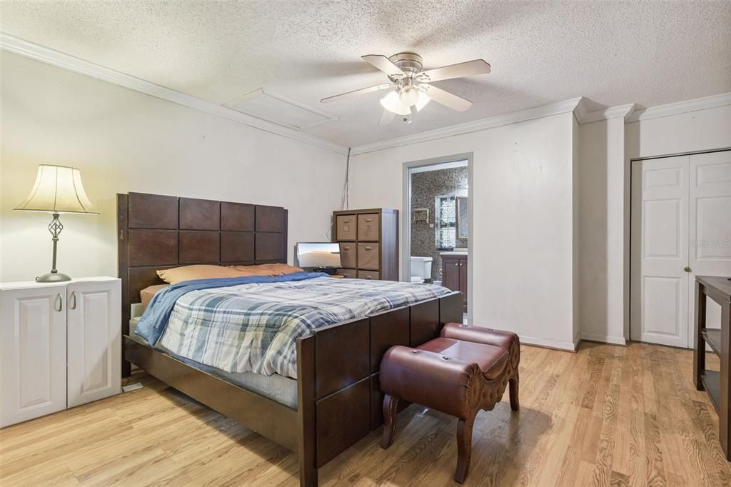 待售: $320,000 (3 贝兹, 2 浴室, 1138 平方英尺)