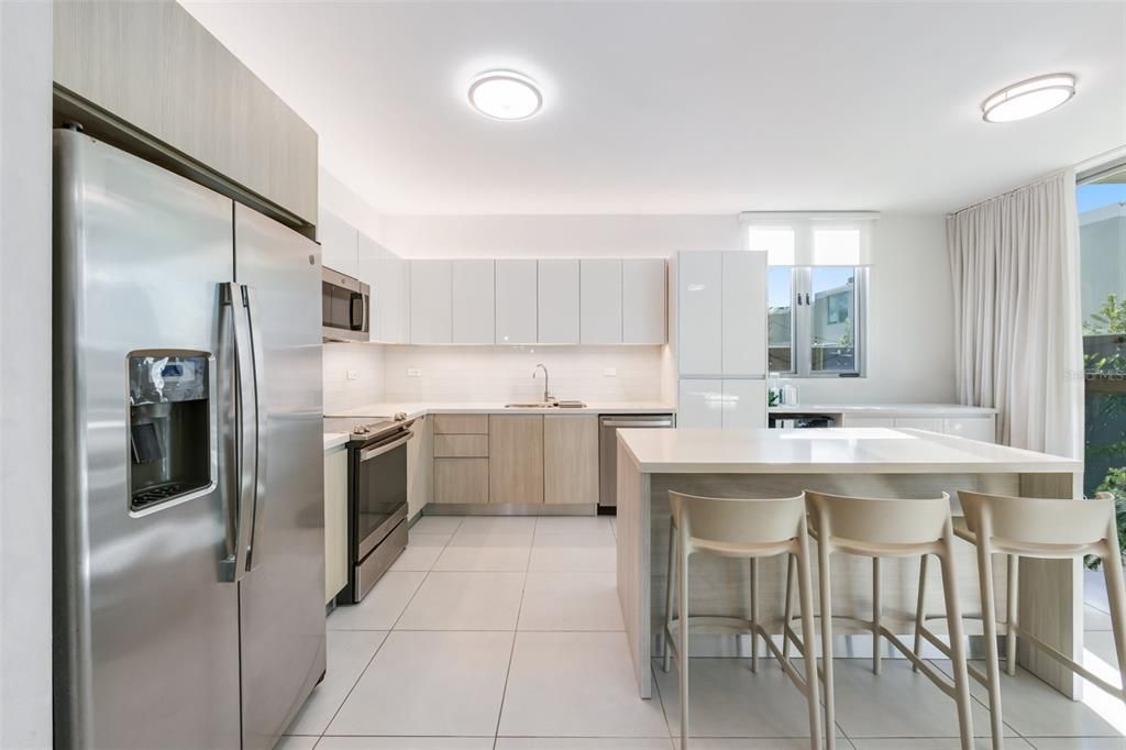 В аренду: $5,500 (3 спален, 2 ванн, 2110 Квадратных фут)