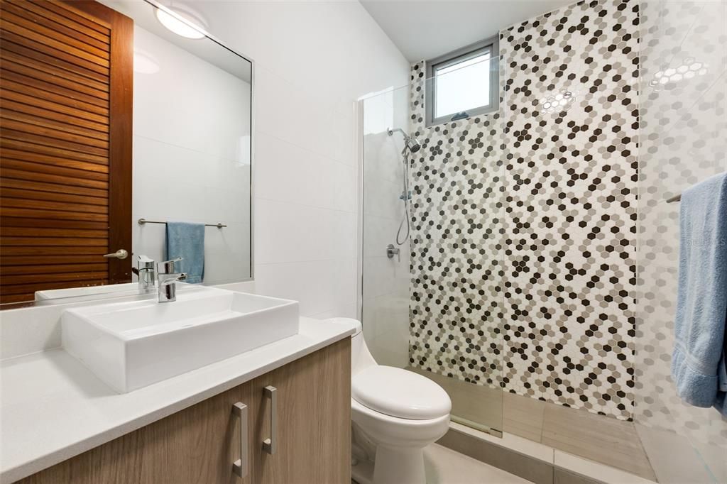 В аренду: $5,500 (3 спален, 2 ванн, 2110 Квадратных фут)