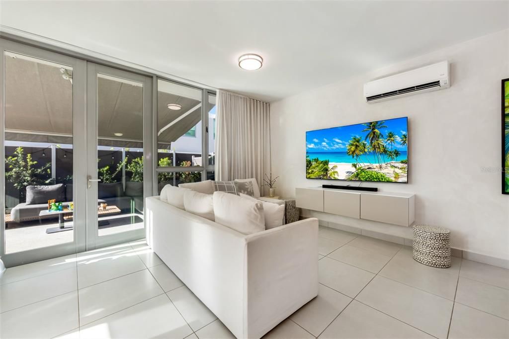 В аренду: $5,500 (3 спален, 2 ванн, 2110 Квадратных фут)