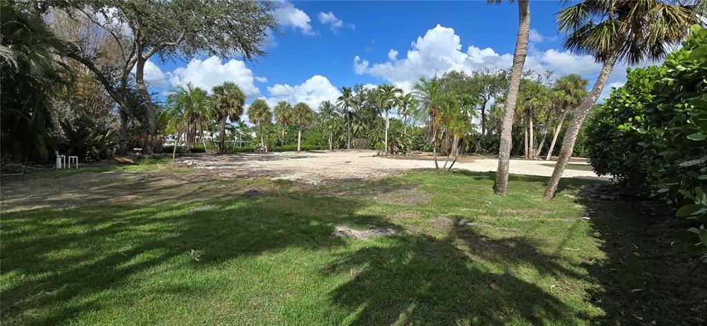 待售: $2,000,000 (0.49 acres)