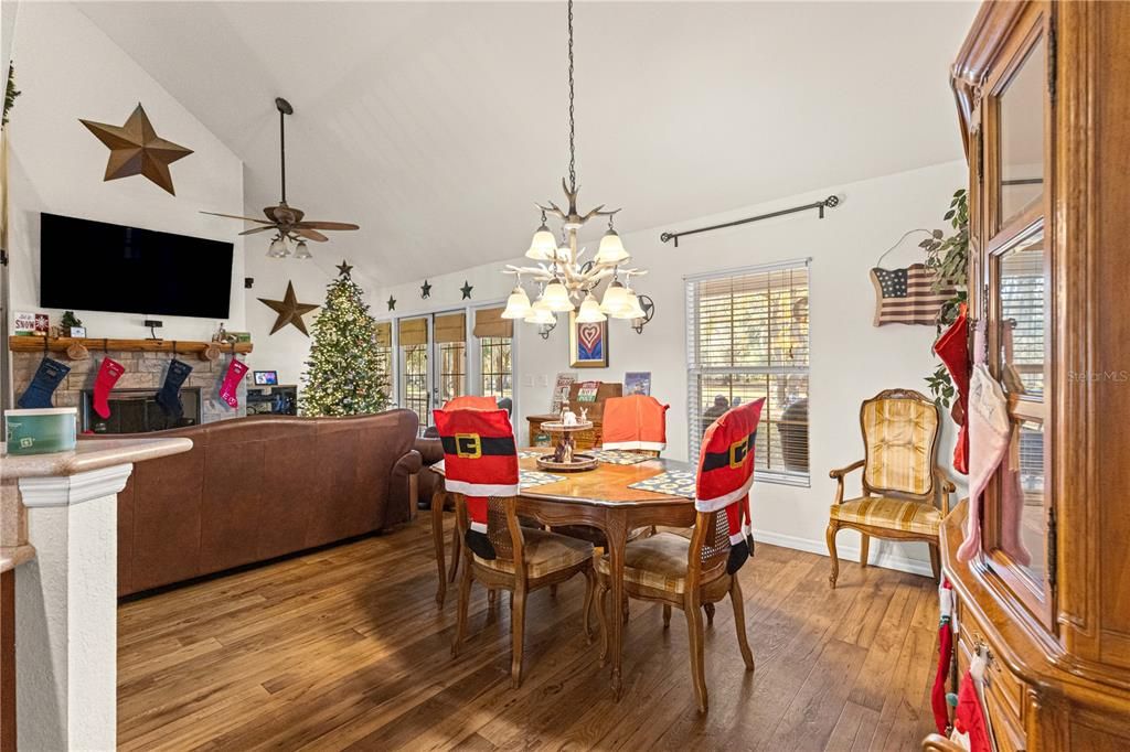 For Sale: $709,900 (3 beds, 2 baths, 2196 Square Feet)