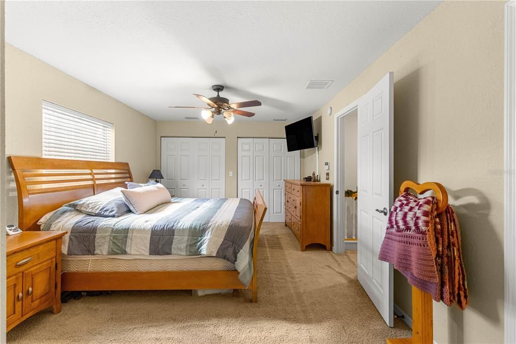 For Sale: $709,900 (3 beds, 2 baths, 2196 Square Feet)