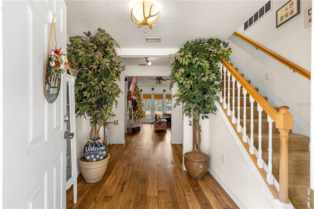 For Sale: $709,900 (3 beds, 2 baths, 2196 Square Feet)