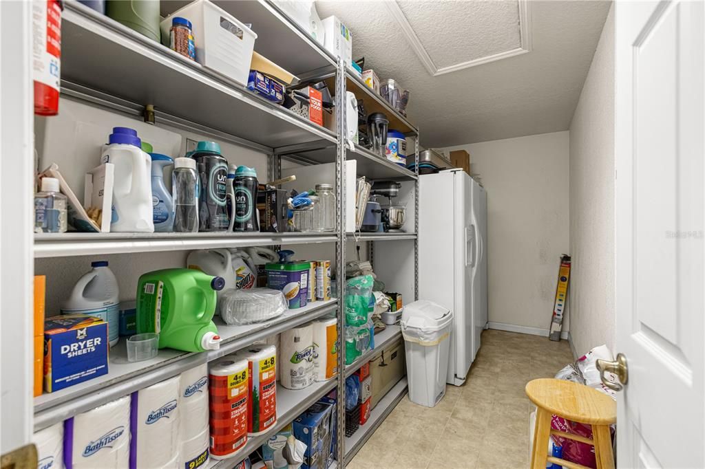 For Sale: $709,900 (3 beds, 2 baths, 2196 Square Feet)