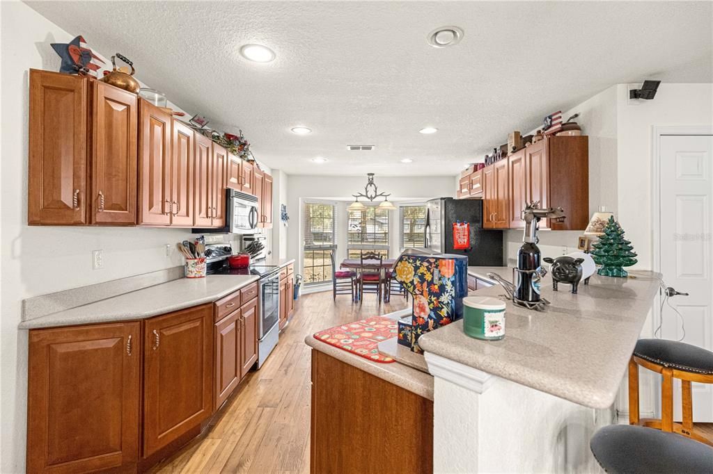 For Sale: $709,900 (3 beds, 2 baths, 2196 Square Feet)