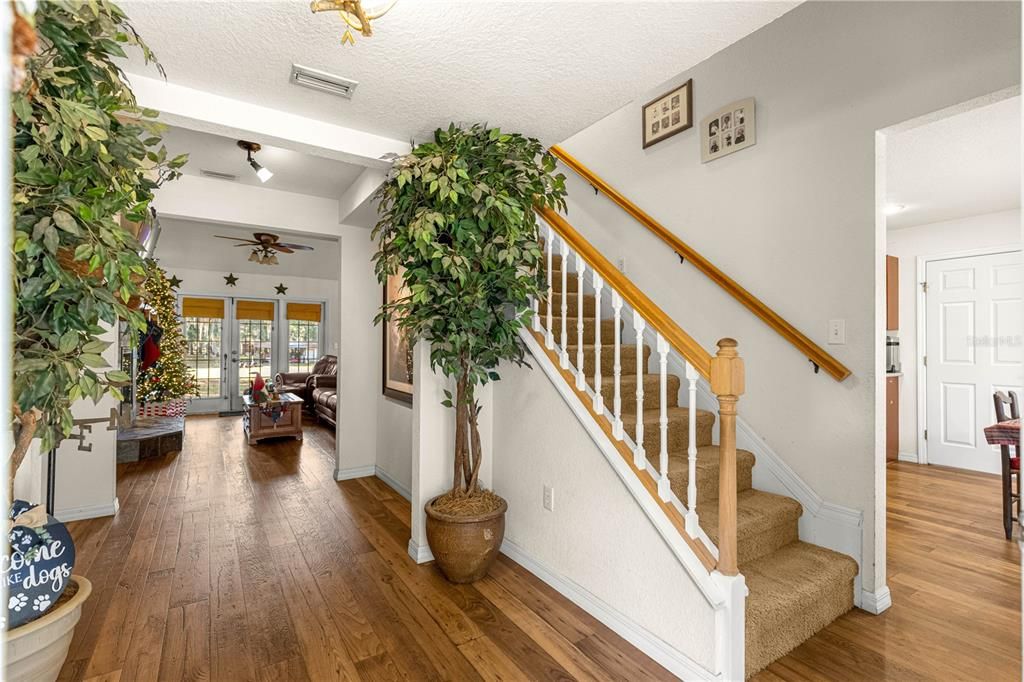 For Sale: $709,900 (3 beds, 2 baths, 2196 Square Feet)