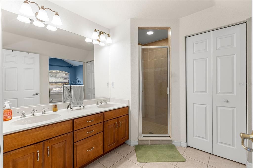 For Sale: $709,900 (3 beds, 2 baths, 2196 Square Feet)