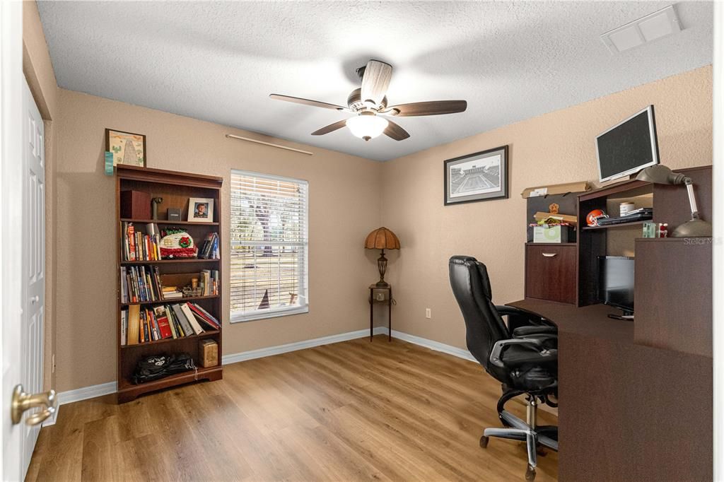 For Sale: $709,900 (3 beds, 2 baths, 2196 Square Feet)