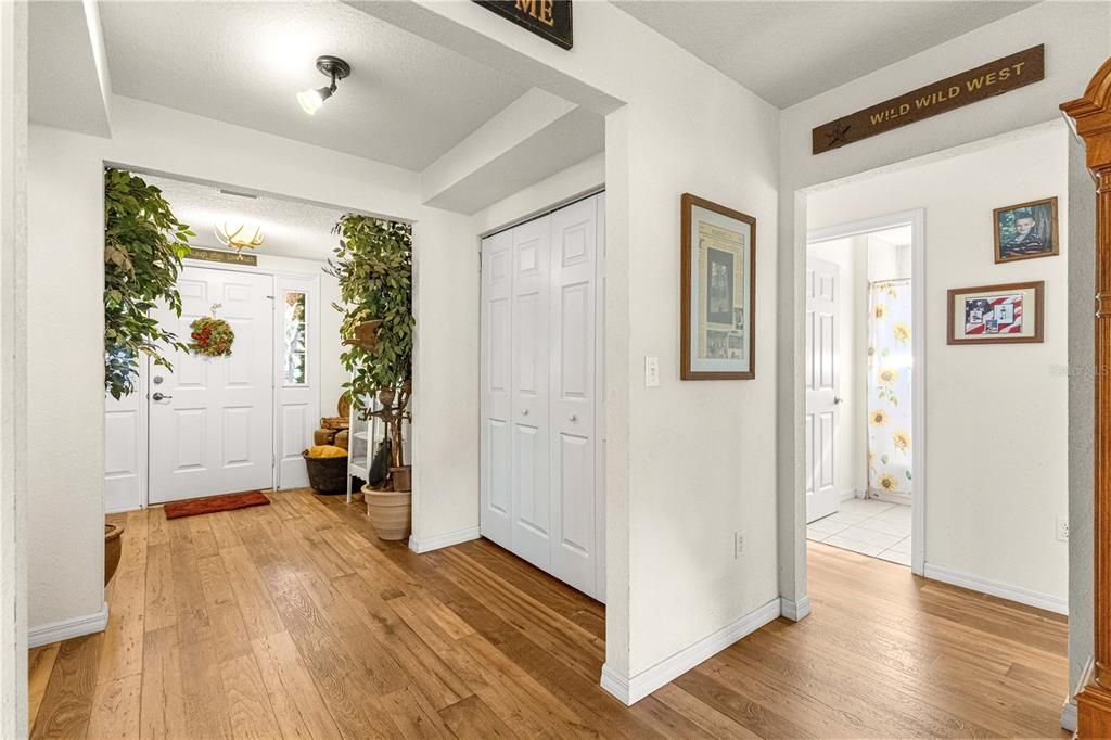 For Sale: $709,900 (3 beds, 2 baths, 2196 Square Feet)