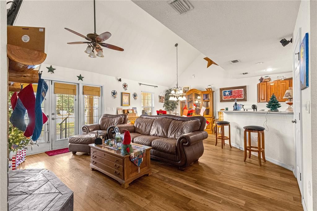 For Sale: $709,900 (3 beds, 2 baths, 2196 Square Feet)