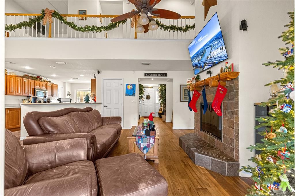 For Sale: $709,900 (3 beds, 2 baths, 2196 Square Feet)