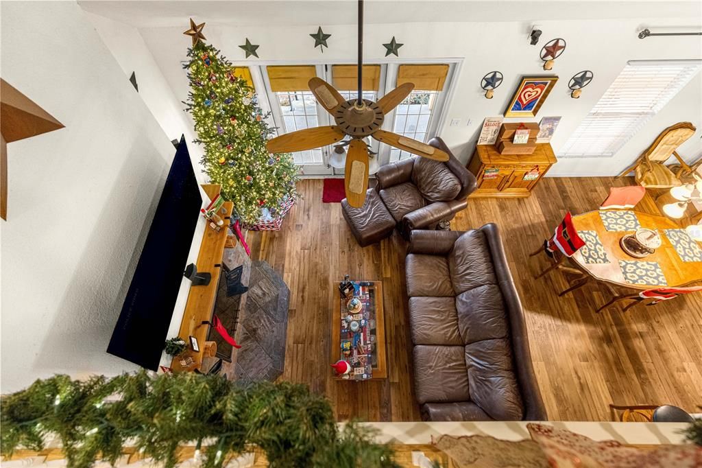 For Sale: $709,900 (3 beds, 2 baths, 2196 Square Feet)