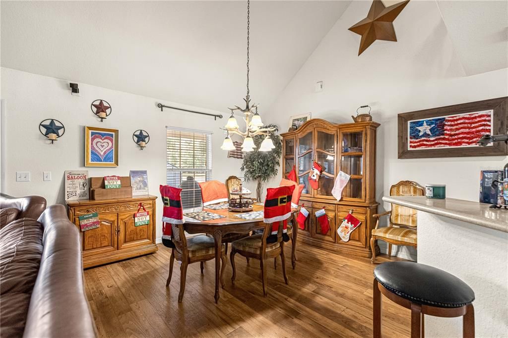 For Sale: $709,900 (3 beds, 2 baths, 2196 Square Feet)