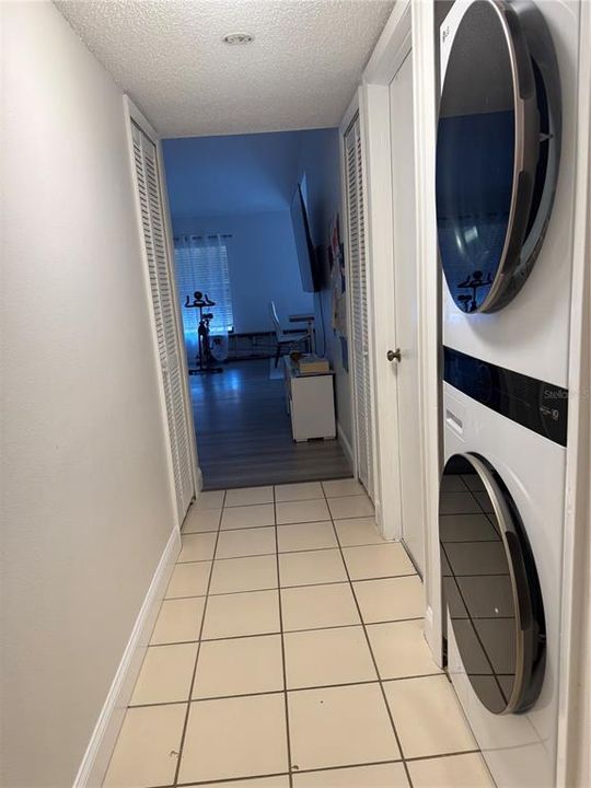 For Rent: $2,100 (2 beds, 2 baths, 1100 Square Feet)