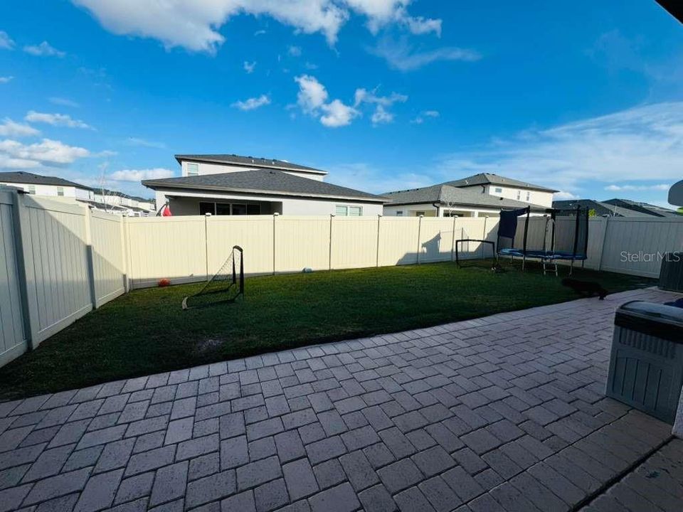 В аренду: $2,900 (4 спален, 2 ванн, 1888 Квадратных фут)