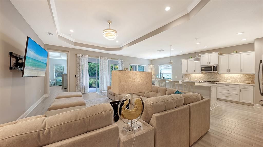 For Sale: $649,900 (3 beds, 2 baths, 2064 Square Feet)