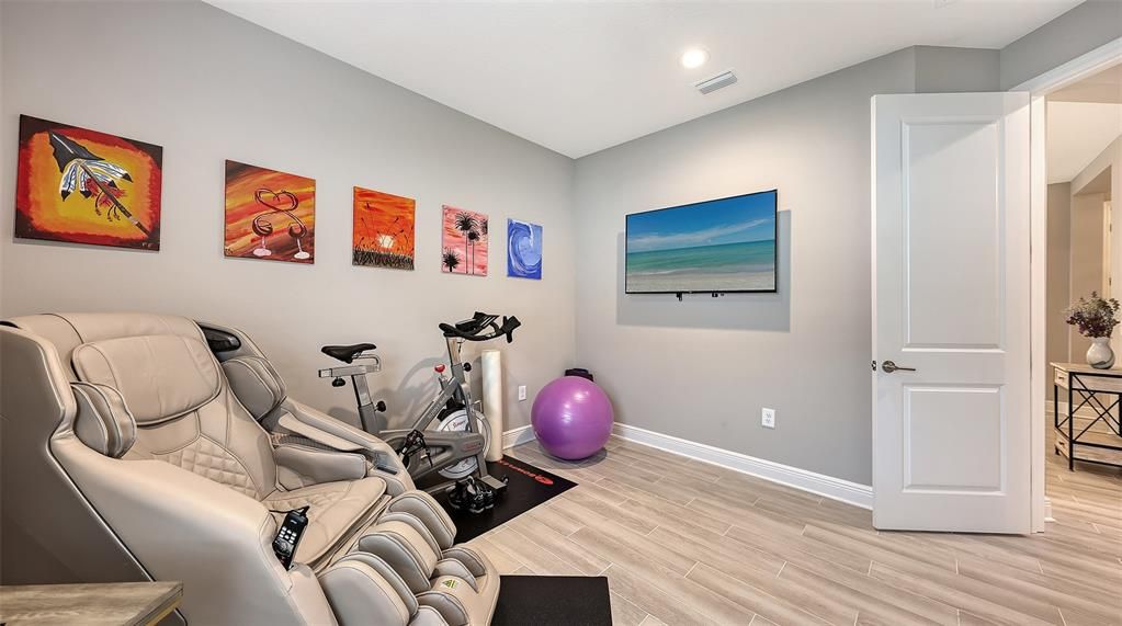 For Sale: $649,900 (3 beds, 2 baths, 2064 Square Feet)