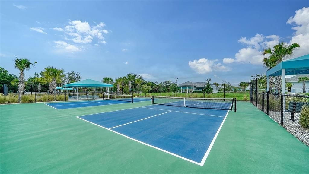 For Sale: $649,900 (3 beds, 2 baths, 2064 Square Feet)