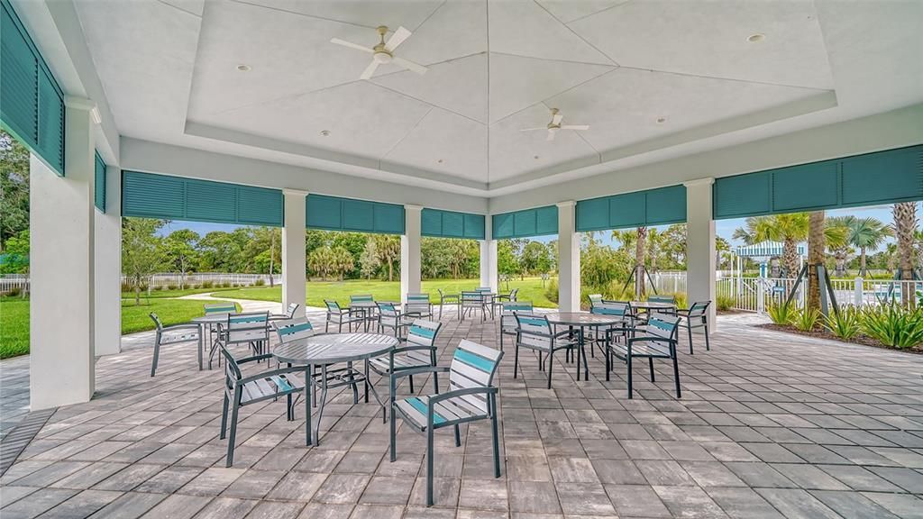 For Sale: $649,900 (3 beds, 2 baths, 2064 Square Feet)