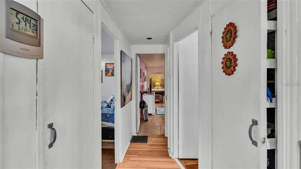 For Sale: $65,000 (2 beds, 2 baths, 1152 Square Feet)