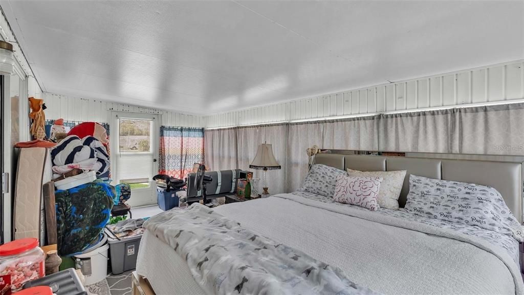 For Sale: $65,000 (2 beds, 2 baths, 1152 Square Feet)