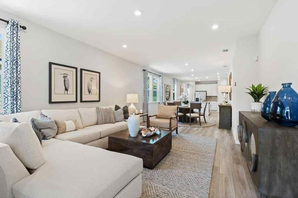 For Sale: $369,990 (3 beds, 2 baths, 1895 Square Feet)