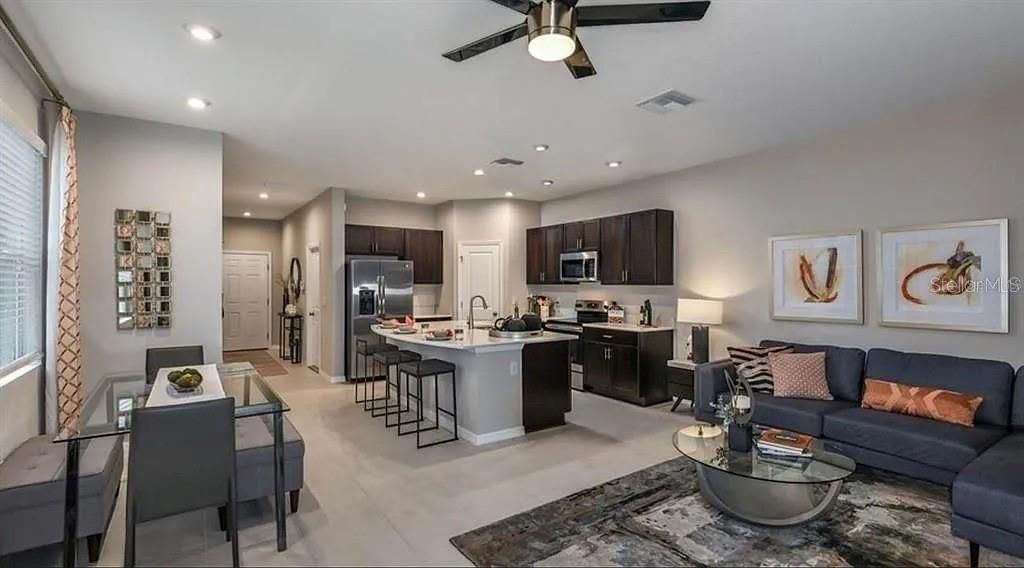 En Venta: $324,900 (3 camas, 2 baños, 1607 Pies cuadrados)