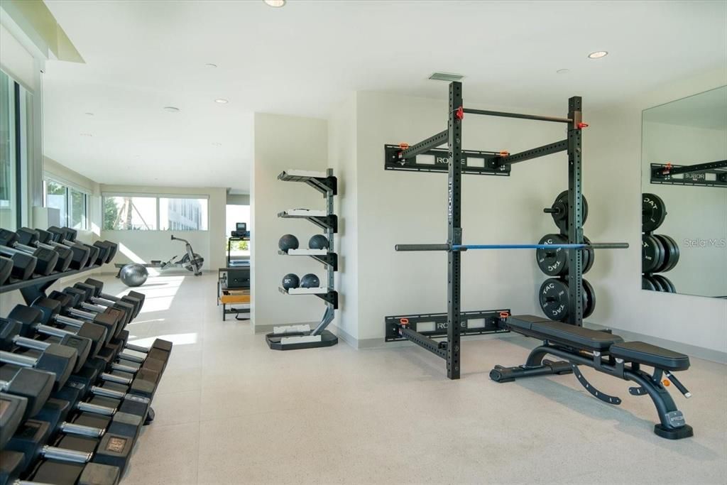 For Rent: $7,800 (3 beds, 2 baths, 2440 Square Feet)