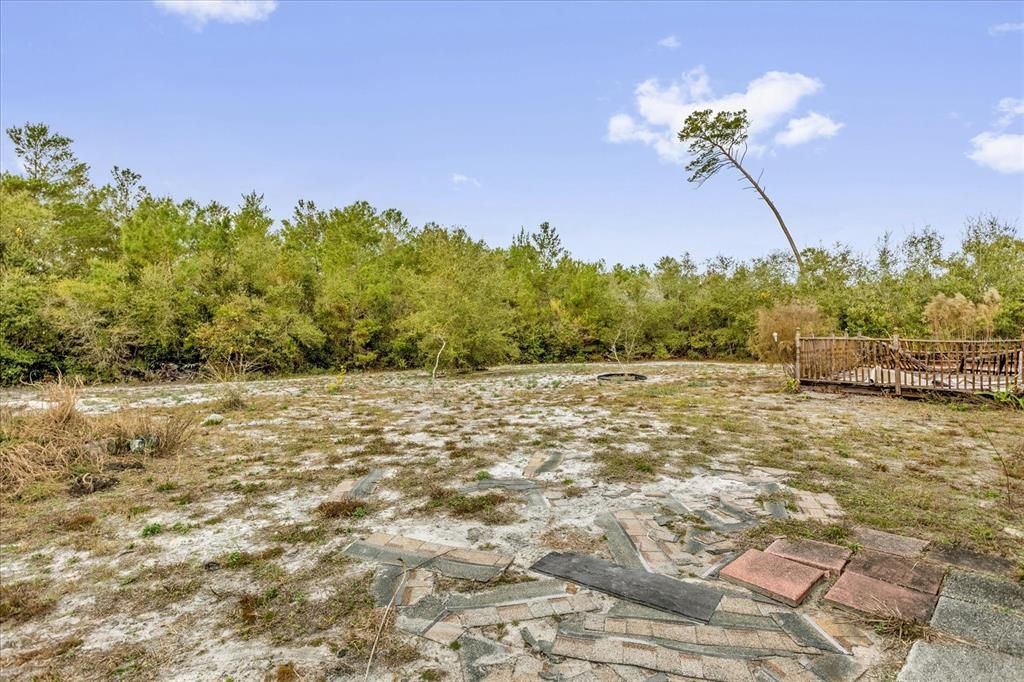 For Sale: $450,000 (3 beds, 3 baths, 1863 Square Feet)