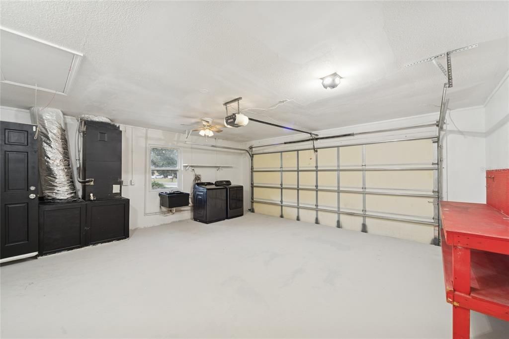 En Venta: $310,000 (3 camas, 2 baños, 1368 Pies cuadrados)