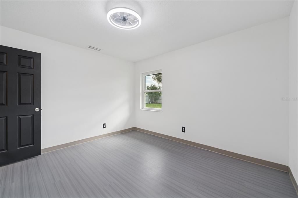 En Venta: $310,000 (3 camas, 2 baños, 1368 Pies cuadrados)