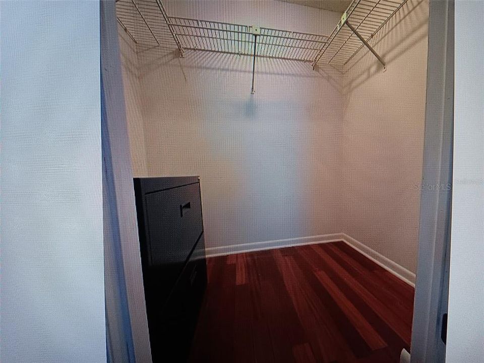 For Rent: $3,800 (2 beds, 2 baths, 890 Square Feet)