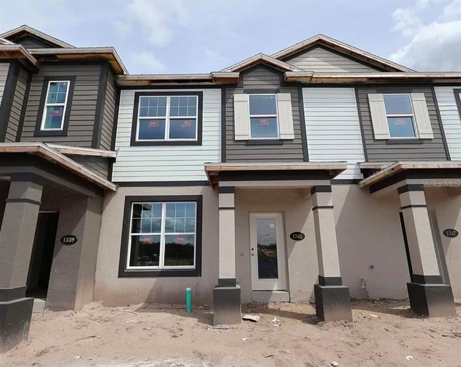 Недавно продано: $339,990 (3 спален, 2 ванн, 1691 Квадратных фут)