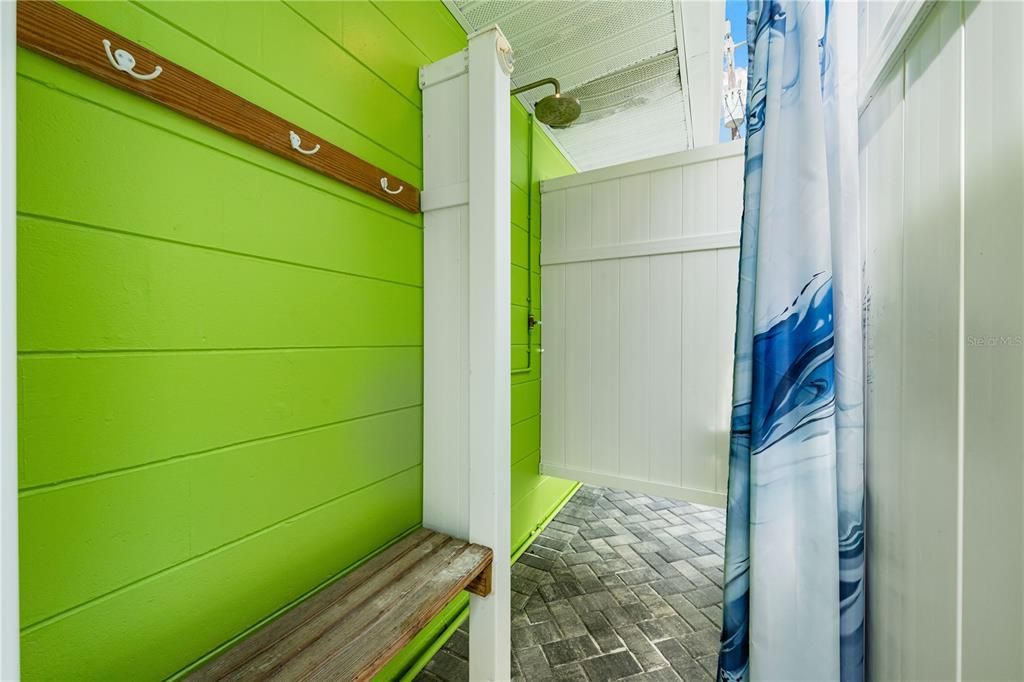 На продажу: $1,495,000 (4 спален, 2 ванн, 1249 Квадратных фут)