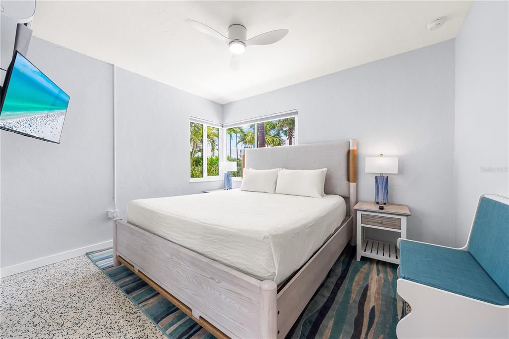 На продажу: $1,495,000 (4 спален, 2 ванн, 1249 Квадратных фут)