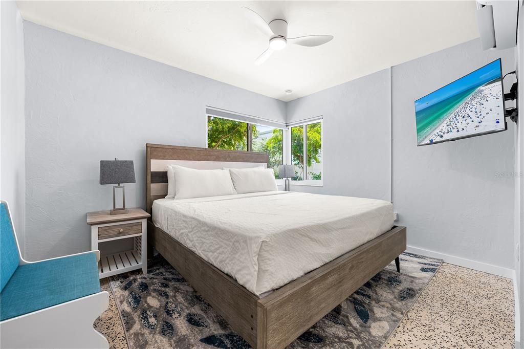 На продажу: $1,495,000 (4 спален, 2 ванн, 1249 Квадратных фут)