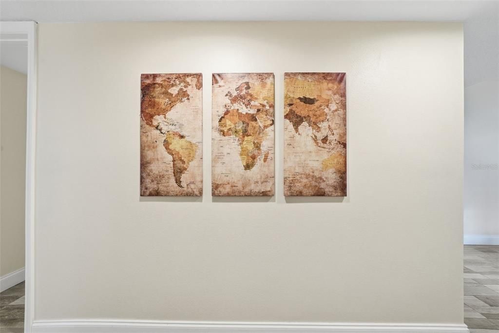 待售: $375,000 (2 贝兹, 2 浴室, 1040 平方英尺)