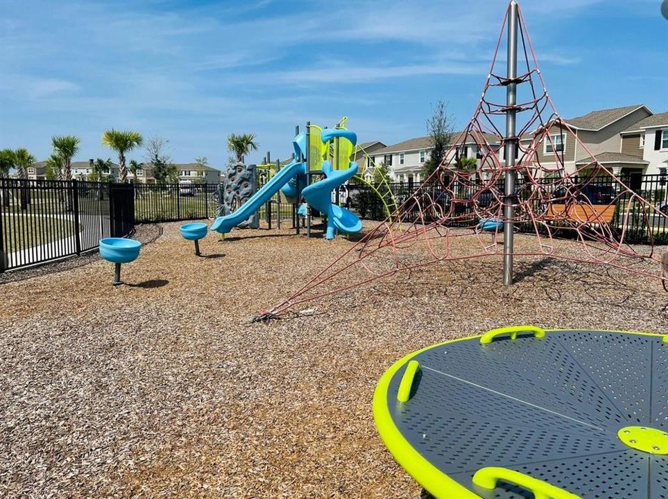 出租: $2,750 (3 贝兹, 2 浴室, 1618 平方英尺)