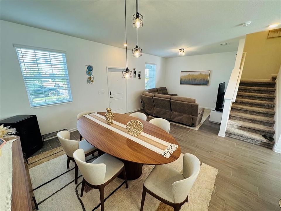 出租: $2,750 (3 贝兹, 2 浴室, 1618 平方英尺)