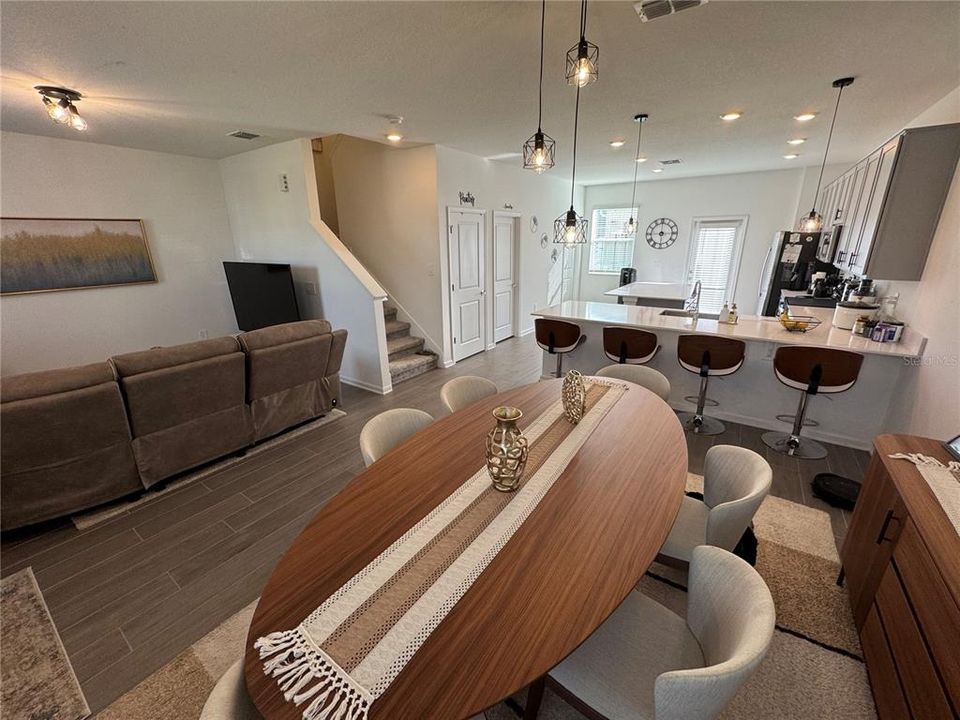 出租: $2,750 (3 贝兹, 2 浴室, 1618 平方英尺)