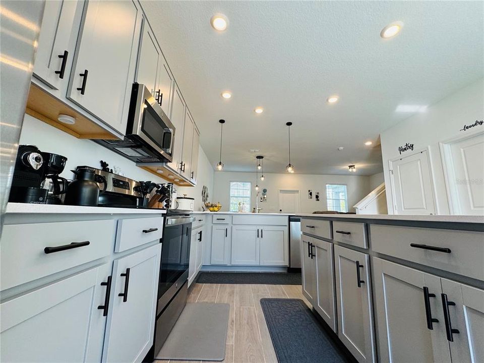 出租: $2,750 (3 贝兹, 2 浴室, 1618 平方英尺)