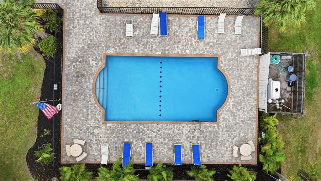 На продажу: $148,000 (2 спален, 2 ванн, 922 Квадратных фут)