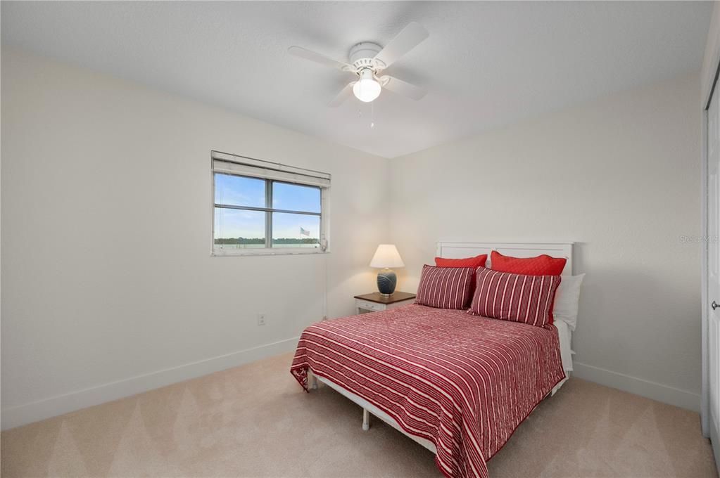 For Sale: $685,000 (3 beds, 2 baths, 1934 Square Feet)