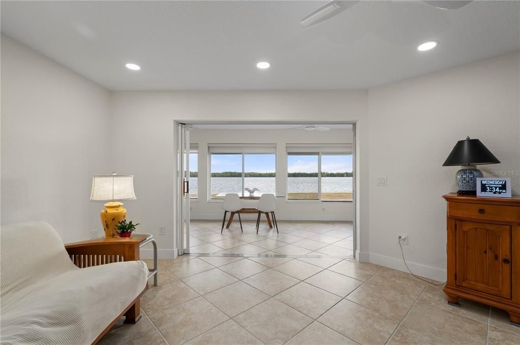 For Sale: $685,000 (3 beds, 2 baths, 1934 Square Feet)