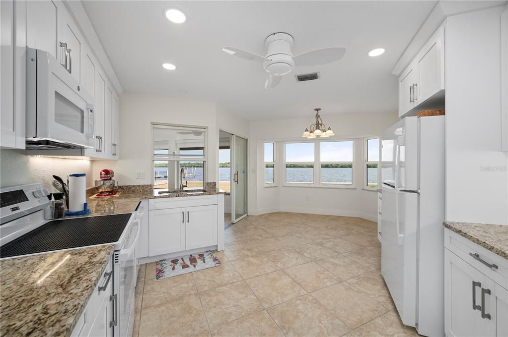 For Sale: $685,000 (3 beds, 2 baths, 1934 Square Feet)